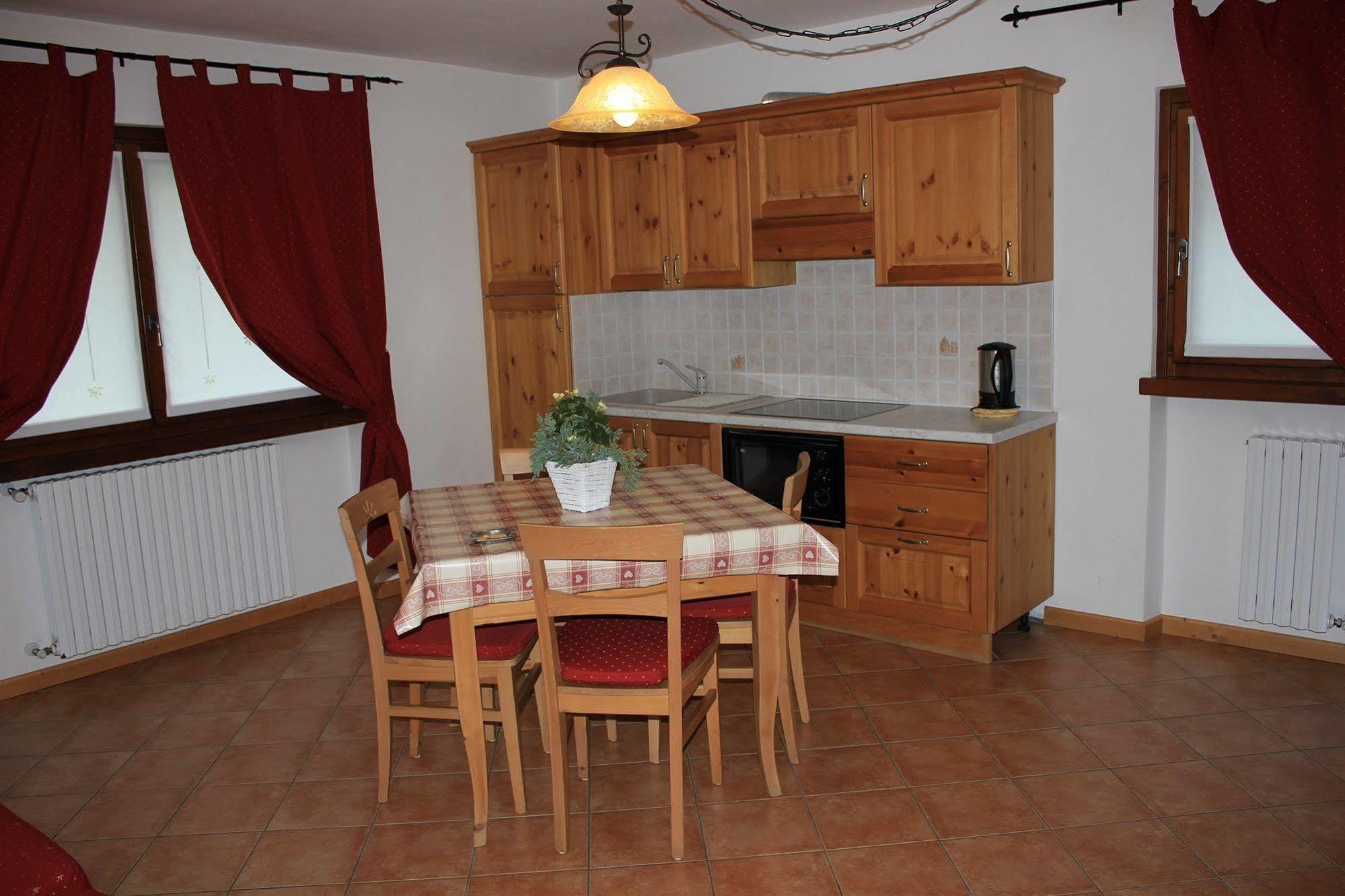 בורמיו Chalet Alberti מראה חיצוני תמונה